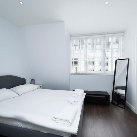 Stylish 3Br Flat In The Heart Of Soho London Apartment Exterior photo